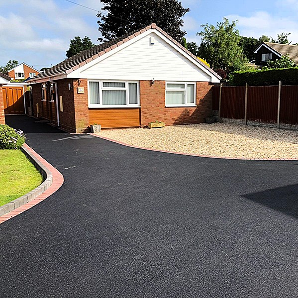 Tarmac driveway installed in Poole, Dorset